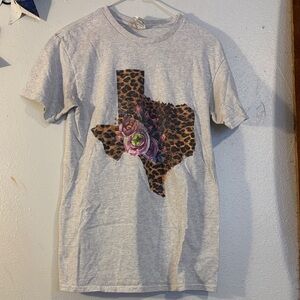 Delta Gray Leopard Texas Graphic Tee